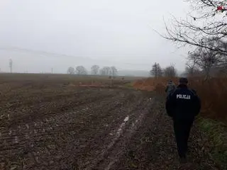 Ciała dwóch mężczyzn z ranami postrzałowymi w pobliżu A1