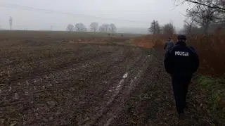 Ciała dwóch mężczyzn z ranami postrzałowymi w pobliżu A1