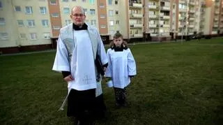 Ksiądz Piotr Śliżewski jest wikariuszem w jednej z zachodniopomorskich parafii