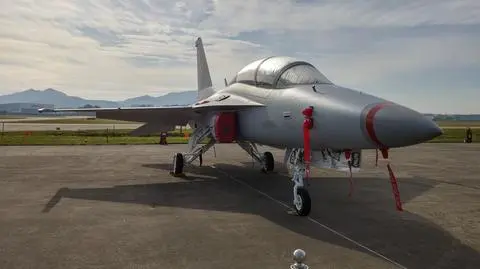 Polscy piloci szkolą się z obsługi koreańskich samolotów FA-50