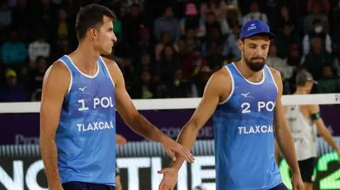 Siatkarze plażowi biorą przykład z koleżanek i kolegów z hali