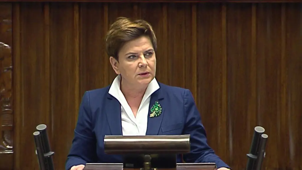 Szydło o długu w Centrum Zdrowia Dziecka