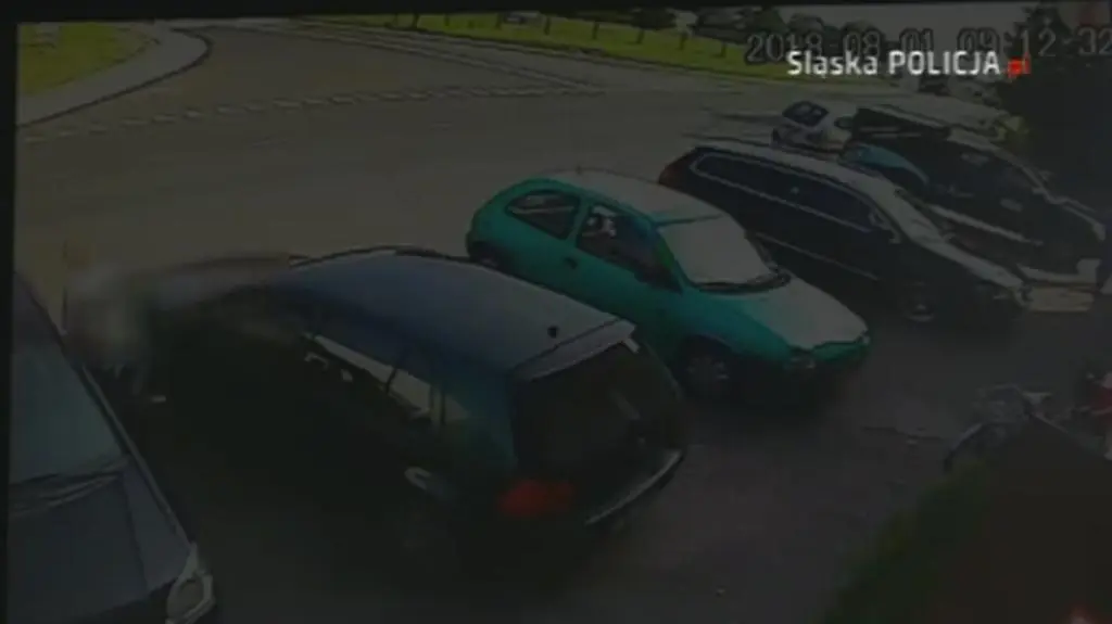 BMW wjechało w ciężarówkę