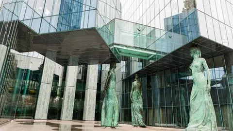 Siedmioro członków Izby Cywilnej SN wyłączonych ze sprawy "nowych sędziów"
