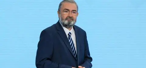 SMS-y od Karskiego w trakcie programu. Do gościa i prowadzącej