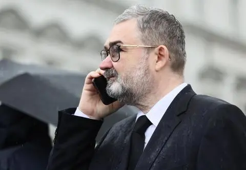 "Z uśmiechem na ustach zetnie głowę toporem". Ma rozliczyć ludzi Morawieckiego 