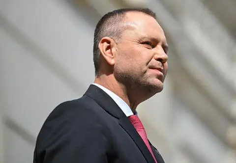 Szef MON o nominacjach dla szefów służb: nie tracę nadziei