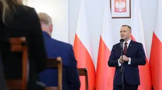 "Nawrocki i jego ministrowie będą to robili przez najbliższy rok"
