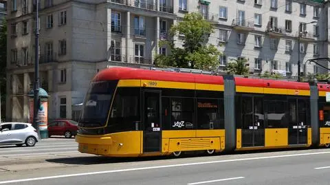 Aleja Niepodległości zwężona, tramwaje na objazdach. Dwa weekendy z remontami