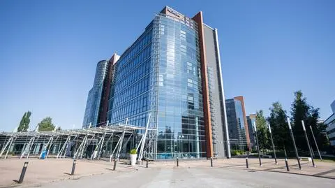 nokia finlandia - Jamo Images shutterstock_2012753963