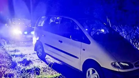 Był pijany, wiózł 11-letnią dziewczynką i uciekał przed policją
