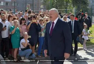 Łukaszenka podpisał dekret o wprowadzeniu nowego święta państwowego, Dnia Jedności Narodowej
