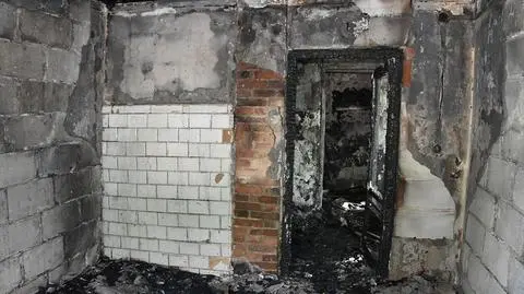Oświadczył, że podpalał, bo chciał sobie "przyświecić", aby znaleźć coś wartościowego 