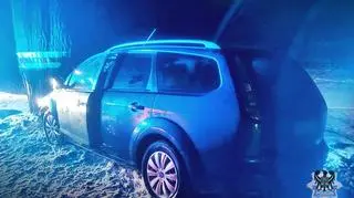 Wypadek na drodze pomiędzy Strugą, a Starymi Bogaczowicami (woj. dolnośląskie)