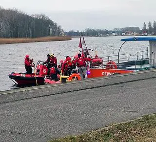 Służby szukają samochodu w Dziwnie