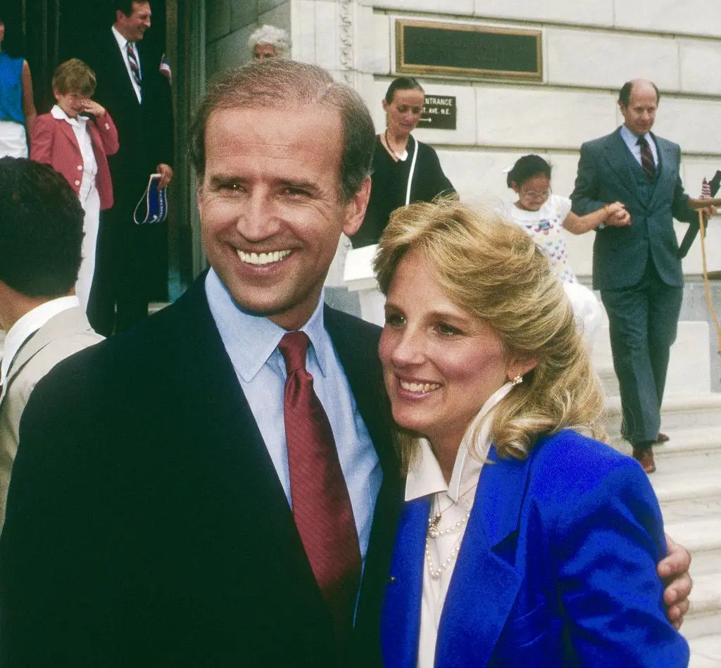 Joe i Jill Bidenowie w 1987 roku