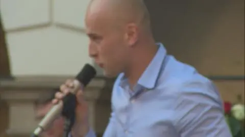 Królewskie powitanie Michała Pazdana