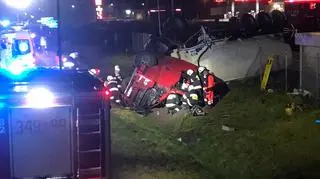 Kierowca był zakleszczony w kabinie