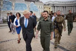 Boris Johnson odwiedził Kijów. Zdjęcie z 17 czerwca 