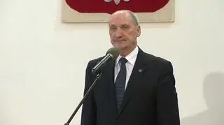 Minister Obrony przedstawia skład komisji i podkomisji