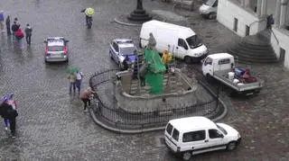 Robotnicy pojawili się tuż po godz