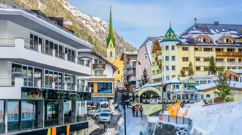 Ischgl austria gory narty shutterstock_482955406