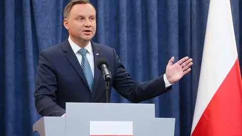 The President has announced he would veto two legislative acts concerning the judiciary