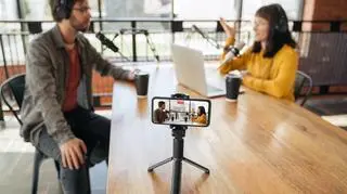 Influencerzy muszą mieć dyplom? "Tak wprowadza się nas w błąd"