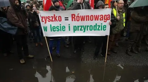 Pikieta leśników przed Sejmem