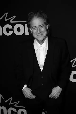 Richard Lewis