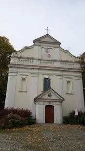Świątynia została wzniesiona w latach 1766-67