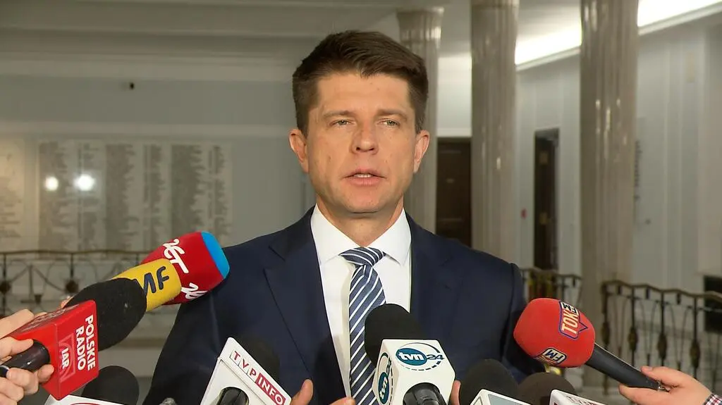 Petru: zaczniemy protestować w innej formie niż blokowanie Sejmu