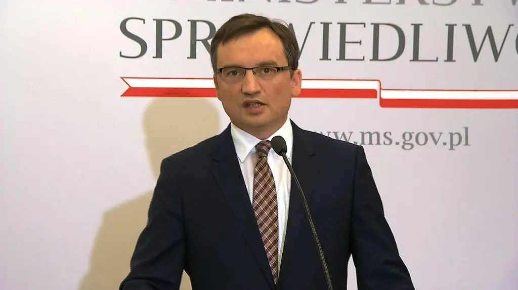 Sędziowie będą ignorować nowy TK? Ziobro: będą im grozić konsekwencje