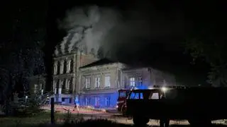 Pożar w budynku wielorodzinnym. Ewakuowano 31 mieszkańców