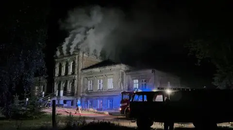 Podejrzany o podpalenie zabytkowego pałacu zatrzymany. "Chciał, żeby gmina go wyremontowała"
