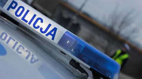 Seniorka spała na ławce na dworcu. "Nie miała pieniędzy, a w okolicy nikogo nie znała"