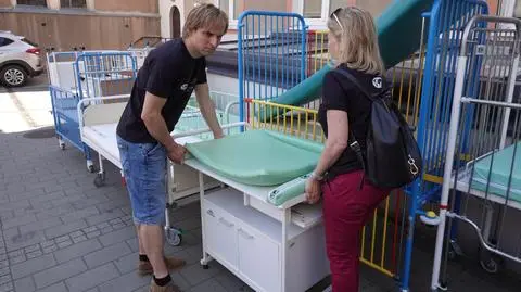 Sprzęt ze szpitala przy ul. Krysiewicza w Poznaniu trafi do placówek w Kamerunie i Libanie