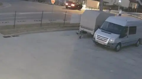 Potrącił nastolatka jadącego motorowerem i odjechał. Szukają kierowcy, proszą o pomoc świadków