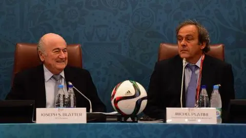 Platini i Blatter oskarżeni o oszustwa i niegospodarność