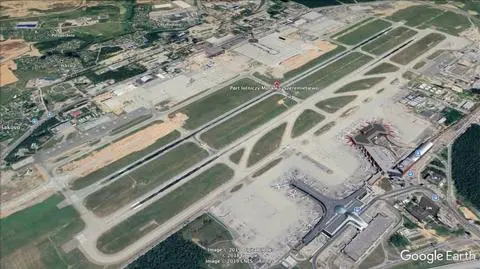 Samolot lądował awaryjnie na lotnisku w Moskwie