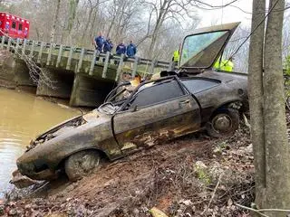 Wyłowiony z wody ford pinto