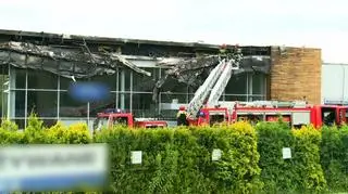 Pożar salonu samochodowego w Mysłowicach