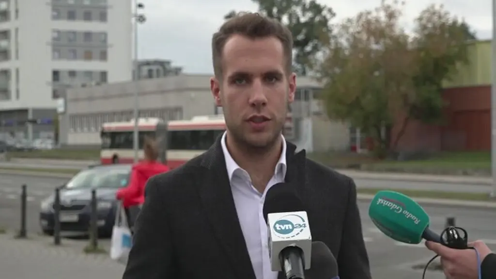 Narażają się na śmieszność