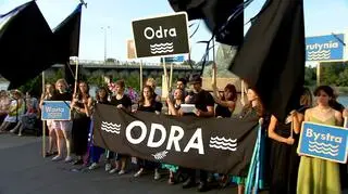 Marsz żałobny dla Odry