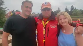 Stanisław Kowalski w środku, szef WOPR w Brodnicy
