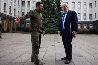 Wołodymyr Zełenski i Boris Johnson w Kijowie