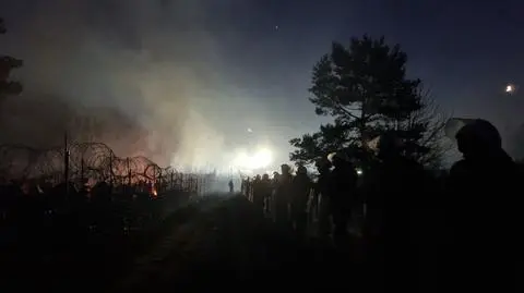 Zdjęcie policji z granicy polsko-białoruskiej