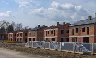 W Łomiankach powstaje osiedle tylko dla katolików
