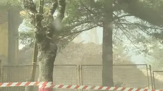 Pył na ulicy Karmelickiej w Wadowicach