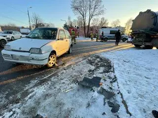 Zderzenie trzech pojazdów na Chełmżyńskiej